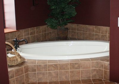 The Second Story Defiance Jetted Tub